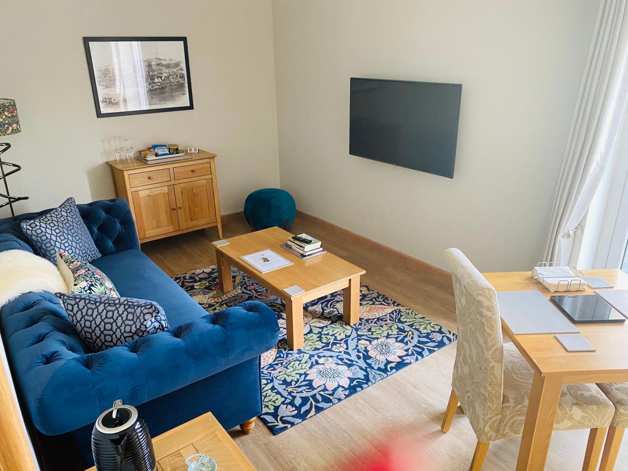 Woodland Lodge Luxury Suite Port na Long Exterior photo
